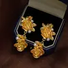Aguja de Plata Color Dorado Nuevo Estilo Chino Retro Diseño de Alta Gama Moda Simple Lujo Ligero Nicho Temperamento Pendientes para Mujer
