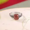 Anel de Prata Esterlina S925 Yuebao Jewelry Padrão Quadrado Vazado Jade Nan Hong Qing Shui Estilo Chinês Retrô Envelhecido Anel de Prata
