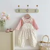 Novo Estilo de Outono Conjunto de Macacão Doce com Renda e Gola Peter Pan com Laço Grande para Meninas, Doce Conjunto de Duas Peças para Bebês e Crianças Pequenas