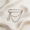 Nuevo Estilo Metal Punk Estilo Personalizado Moderno Cadena Larga Plata Broche Unisex Accesorio en Stock del Fabricante