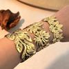 Pulsera de moda europea y americana de acero de titanio chapado en oro de 18 quilates, lujo ligero, joyería de acero inoxidable de alta calidad que no se desvanece, joyería transfronteriza