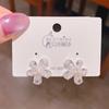 Pendientes de Flor Estéreo de Cinco Pétalos Pequeña Flor de Circonita Coreana Nueva Galvanizados en Plata Gruesa Exquisitos Pendientes Súper Brillantes Accesibles para Mujeres