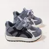 Zapatos Deportivos Infantiles de Suela Blanda Zapatos Casuales para Niños Moda Dibujos Animados Niña Bebé 2026 Primavera/Otoño Zapatos con Función Caminador