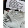 2026 Verão Novo Estilo Coreano Tendência Roupa Unissex para Casal com Gola Bordada, Camiseta Tendência de Alta Qualidade Estilo Coreano