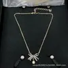 Colección de Llegadas Diarias: Dior, Chanel, Lv, Gucci, Tiffany Pulseras, Pendientes, Collares, Broches, Mayoreo de Marca