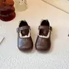 Nova Coleção Primavera 2026 Sapatos Infantis Estilo Coreano Acabamento em Renda Sapatos de Princesa para Meninas Solado Macio Sapatos de Couro para Bebê Versátil