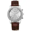 Nuevo reloj de mujer de venta caliente transfronteriza, reloj de mujer con correa de cuero y adornos de diamantes, reloj de pulsera de cuarzo para mujer, venta al por mayor del fabricante