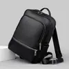 Mochila de negocios para hombre, adecuada para ir al trabajo, con gran capacidad, diseñada para llevar libros y una laptop, y con un diseño cómodo de alta calidad