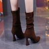 Botas Elegantes de Bico Fino com Fivela, Salto Alto, Meio da Panturrilha para Mulheres, Inverno 2026, Novas Botas Khaki com Pregas, de Calçar, Salto Agulha
