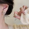 Pendientes de lazo de perla gris estilo francés para mujer, aretes retro ligeros de lujo, exquisitos, de otoño e invierno, con diseño de nicho, de alta gama.