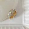 Anillo de lazo con diseño de nicho para mujer, anillo único de alta gama, anillo de dedo ajustable con apertura de viento de Perla Hepburn