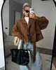 Chaqueta de Motociclista Corta de Estilo Europeo y Americano de Moda para Mujer, Gabardina Corta Versátil con Cinturón de Ante Sintético para Mujer