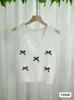 2025 Nuevo Otoño Estilo Coreano Diseño de Moda Chaleco de Punto con Lazo Aspecto Adelgazante Top Versátil para Mujeres