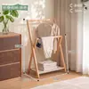 Perchero plegable para la recámara, perfecto para colgar la ropa junto a la cama por la noche, un indispensable para guardar y secar la ropa sucia