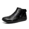 Botas Masculinas Transfronteiriças Primavera e Outono Tamanho Grande Zíper Lateral Botas Masculinas de Couro Outdoor Casual Costuradas à Mão Cano Médio Sapatos Masculinos