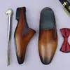 [Pre-venta No en Stock] Pantuflas Caladas de Piel Genuina, Zapatos Casuales de Media Piel Cerrados para Hombre, Fabricante de Zapatos Retro para Hombre