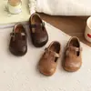 Zapatos de Cuero Retro para Niñas 2026 Primavera y Otoño Nuevos Clásicos Estilo Británico Velcro Zapatos de Princesa Tendencia Nicho Zapatos de Suela Plana
