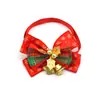 Pajaritas navideñas para mascotas, adornos de cascabeles, moños con forma de mariposa, collares para gatos y perros, diseños de copos de nieve y cuadros, estilos nuevos, venta al por mayor para ventas transfronterizas