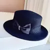Sombrero Plano de Cinta de Malla para Mujer Otoño e Invierno Lana Australiana Sombrero de Copa Estilo Chanel Cadena de Perlas de Satén Lazo Sombrero de Fieltro Moda