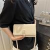 Bolsa Pequena Simples de Cor Pura Retrô Bolsa Feminina Temporada de Verão 2026 Nova Bolsa Transversal Casual Estilo Coreano Bolsa Quadrada Pequena Elegante
