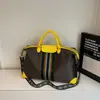 Bolso Tote Nuevo de Gran Capacidad y Alta Calidad 2025, Bolso de Hombro Cruzado de Moda y Versátil, Bolso para el Trabajo, Bolso de Viaje Versátil