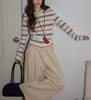 Suéter Pulôver Off-White Listrado Barulhento com Gola Assimétrica Ombro a Ombro para Mulheres Outono 2025 Elegante Casual Slim Malha de Manga Longa