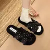 Nuevas Pantuflas de Suela Plana para Otoño/Invierno con una Sola Tira para Mujeres Embarazadas, Pantuflas Peludas para Mujer, Para Uso en Exteriores, Estilo de Lunares, Pantuflas de Algodón Hada 2026, Estilo Francés