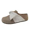 Chinelos Femininos para Exterior com Aumento Oculto de Altura, Chinelos Fechados Primavera/Verão 2026, Slip-On com Laço Novo Estilo Sapatos Meio Preguiçosos Birkenstock
