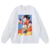 Camiseta de manga curta estilo anime com lavagem desgastada, apresentando cenas clássicas, estampa 2D desgastada, em estoque