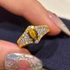Anillo de Ojo de Tigre con Diamantes Completos Microincrustados Estilo Maillard de Lujo Ligero de Alta Calidad Diseño Retro con Sentido Apertura Ajustable Anillo para Dedo de Dieta