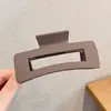 2026 Nuevo Modelo Pinza de Garra Simple Versátil Mate Accesorio Elegante para el Cabello para Peinado de Moño Pinza Tiburón Pasador de Moda Tocado