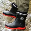 Botas de chuva curtas com cordão 35-49 espessadas, tamanho grande masculino, impermeáveis e estilosas, de cano médio, com forro fixo de fleece para aderência antiderrapante