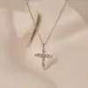 Colar Pingente Cruz de Zircônia Transfronteiriço para Mulheres, Acessório Versátil Estiloso Estilo Ins de Luxo Leve, Corrente de Clavícula em Ouro Real 18K