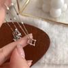 Corrente clavicular geométrica de cubo feminina com senso de design nicho Colar de joias ins requintado estilo frio colar moda atacado