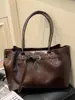Bolso tote casual vintage para el trabajo y el día a día, nuevo y moderno para principios del otoño de 2026, de gran capacidad, simple, a la moda, bandolera personalizada
