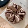 Elástico de Cabelo Cetim Perolado com Strass, Acessório de Coque Grande Que Faz o Rosto Parecer Menor, Ornamento de Cabelo Doce e Versátil