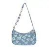 Nova bolsa de axila estilo coreano, bolsa de ombro com corrente camélia da moda, tendência primavera-verão para mulheres, versátil e estilosa para o dia a dia.