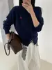 Nuevo Suéter Coreano de Otoño 2026 Color Sólido 100% Lana con Bordado de Caballo, Cuello Redondo, Manga Larga, Cárdigan de Punto Versátil para Mujer