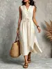 Vestido de verão sem mangas com decote V, feito sob medida para mulheres, em algodão e linho, com cintura de cordão, bolsos grandes, fendas laterais e comprimento médio para um visual elegante.