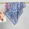 Bufanda de Caballo Heterocromático Nueva de Doble Cara para Mujer, Bufanda de Seda Elegante de Alta Gama, Bufanda Cuadrada Suave y Transpirable para Protección del Cuello