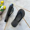 Al por mayor En stock Chanclas de Verano para Hombre Estilo Nuevo con Suelas Suaves, Antideslizantes, Color Sólido, Sandalias de Playa para Parejas, Versátiles
