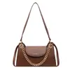 Bolsa Feminina Bolsa de Axila High-End 2025 Outono Nova Bolsa Quadrada Pequena Simples Bolsa Transversal de Nicho Bolsa Feminina Fashion