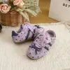 Sapatos Trench de Bolinhas Doces para Meninas 2026 Outono/Inverno Novo Estilo Laço de Fita Estilo Princesa Versátil Sapatos Esportivos para Exterior