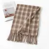 Cachecol xadrez feminino personalizado, estilo britânico, toque de luxo para o inverno, estilo universitário, espessado para outono e inverno, versátil e estiloso