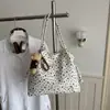 Bolso de Hombro Perezoso Estilo Coreano Personalidad Gran Capacidad Viaje de Commute Bolso de Tela Retro Estrella Casual Elegante Bolso Tote