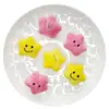 Lindo Peluche de Dibujos Animados Cara Sonriente Amarillo Estrella de Cinco Puntas Colgante Accesorios Joyería de Estrellas Zapatos y Calcetines Accesorios de Ropa