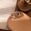 Pendientes Metálicos de Moda Creativa Estilo Ins Calados Corazón Estéreo Forma Geométrica Pétalos Estrella de Cinco Puntas Pendientes de Estilo Simple para Mujer
