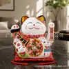 Gato de la Suerte Cerámico de 8 pulgadas con Movimiento de Mano, a Batería o Enchufe, Decoración de Regalo para Escritorio del Hogar, para Apertura de Negocio o como Adorno de Regalo de Empresa