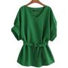Camisa Feminina Outono 2026 Estilo Europeu e Americano Camisa de Manga Curta com Decote V Manga Morcego Tamanho Plus Size Cintura Ajustada Top de Algodão e Linho