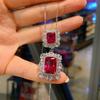 Juego de Joyas con Collar, Pendientes y Anillo de Imitación de Rubí Sangre de Paloma, Estilo Femenino de Lujo Ligero de Moda de Gama Alta, Al por Mayor en Stock
